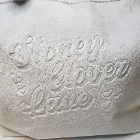 Stoney Clover Lane White Terry Cloth Tote Bag Embossed Beach Carry All 17x14 - Picture 1 of 11